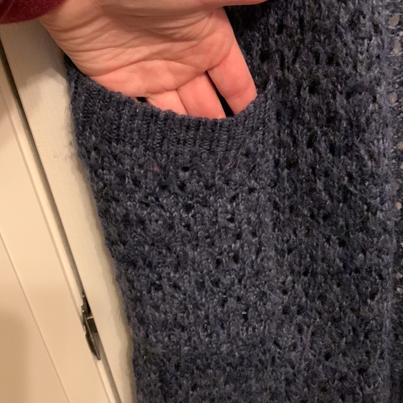 Extra Long Blue Knit Cardigan - Picture 4 of 6